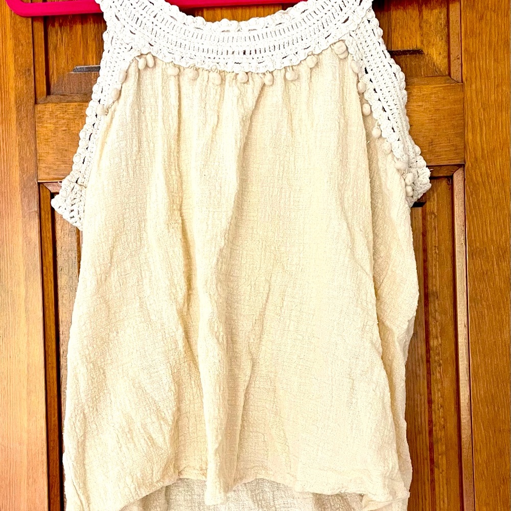Adiva boho bohemian flowy tan taupe nude top. Crochet detail back. Medium. VGUC - Picture 2 of 2
